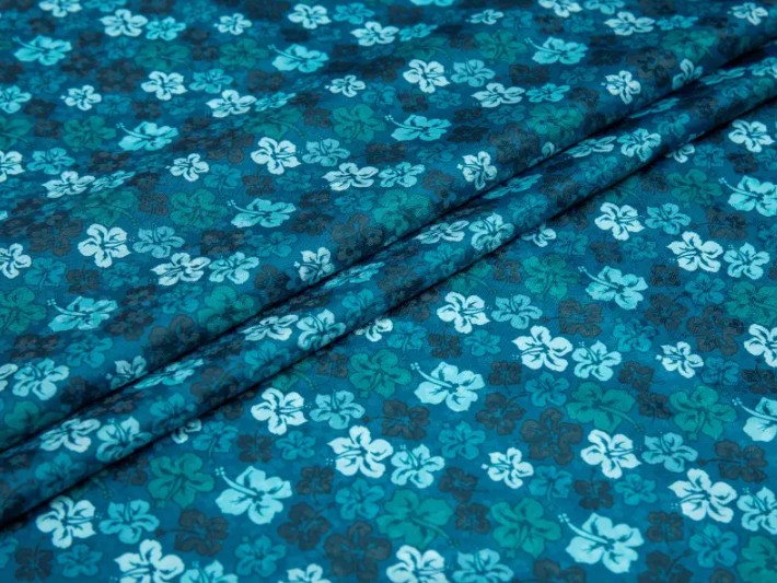 Fabrik Lapisan Bercetak: Gabungan Gaya, Fungsi, dan Kemampanan