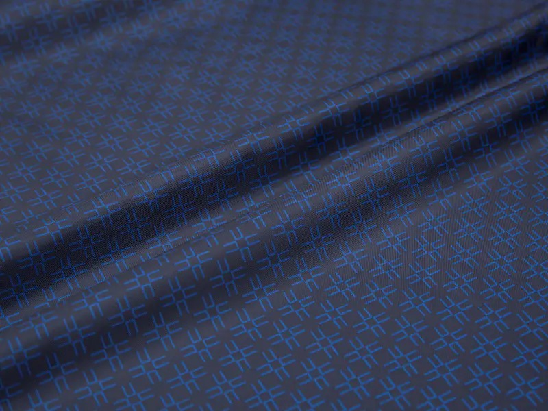 Mengapa kain lapisan kulit dapat mengekalkan gloss dan tekstur mereka untuk masa yang lama?