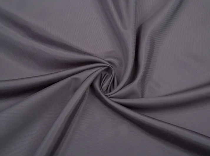 Panduan utama untuk memilih kain lapisan pakaian terbaik untuk setiap pakaian